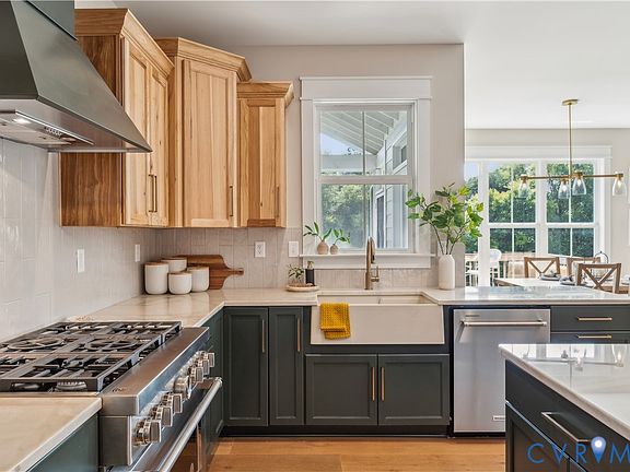 5th image of 7804 Grasston Pl