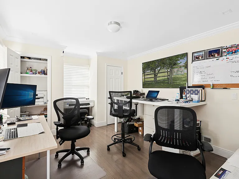 9 Seaside Ave — Photo 10