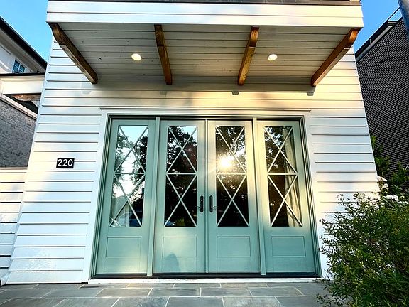 2nd image of 220 Heatherden Ave