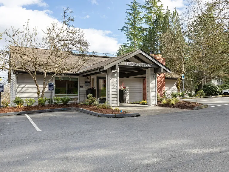 Skyline Redmond — Photo 11