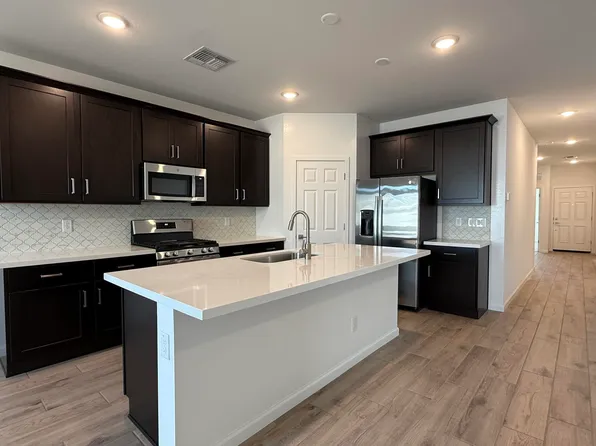 47652 W KENNER Drive, Maricopa, AZ 85139