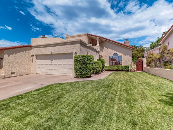 10717 Malaguena Ln NE, Albuquerque, NM 87111