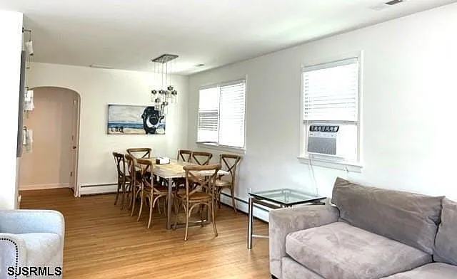 3 bed, 1.0 bath, $1,700 — Photo 3