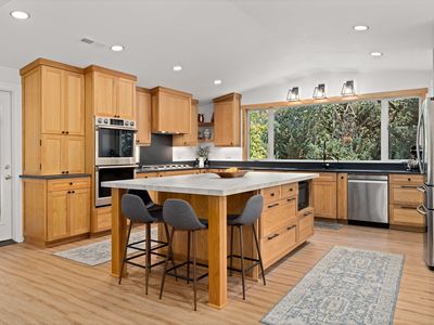 1406 NW B St, Grants Pass, OR, 97526
