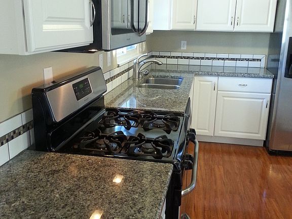 2nd image of 560 Empire Dr