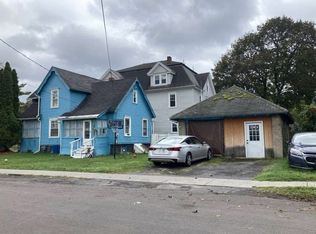 502 Valley Dr, Syracuse, NY 13207