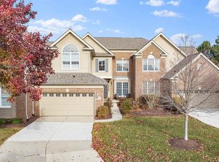 44522 Broadmoor Blvd, Northville, MI 48168