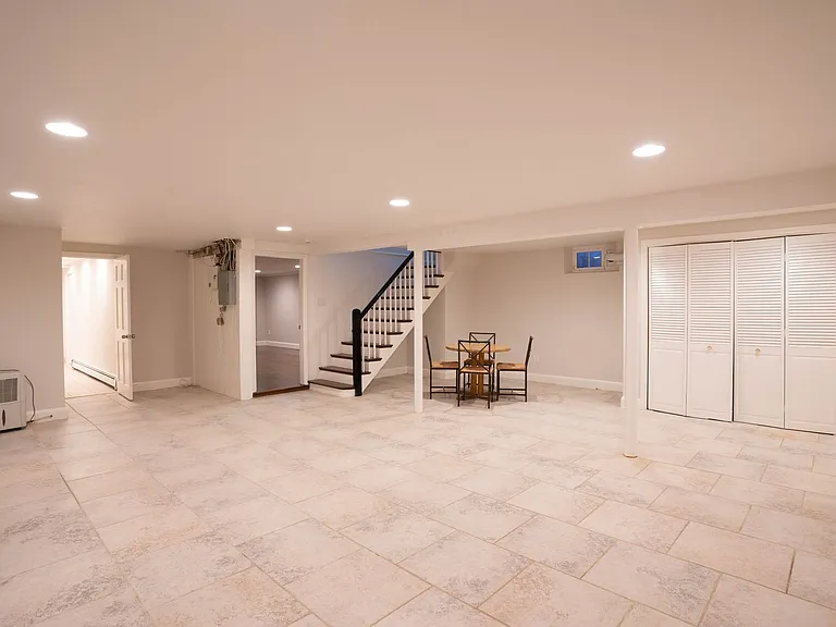 40 Puddingstone Ln #3MR — Photo 3