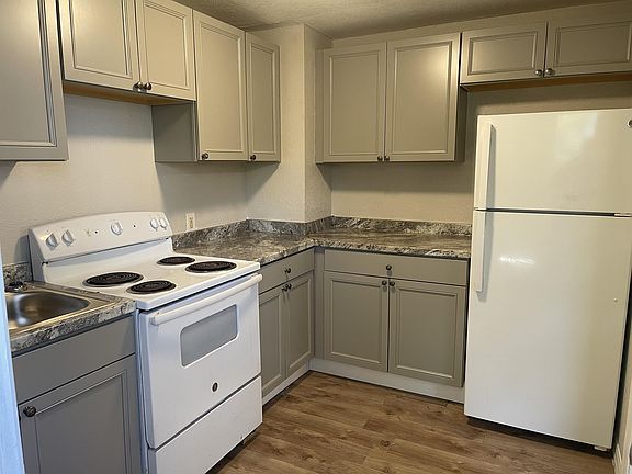 4th image of 759 Mackinaw St