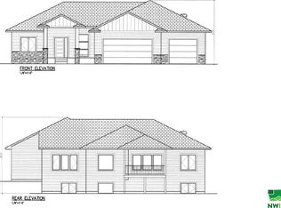 1005 Davis St, Rock Rapids, IA 51246