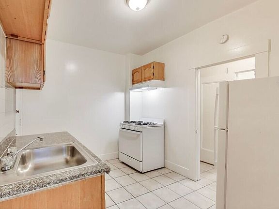 5th image of 71 10th St APT 301