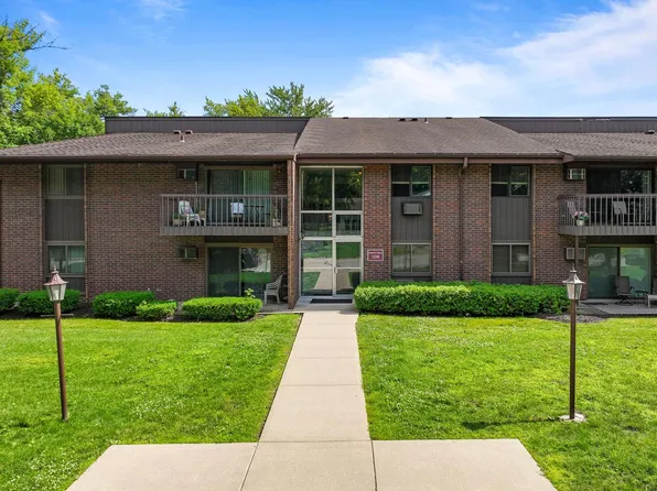 1250 Wisconsin STREET #209B, Lake Geneva, WI 53147