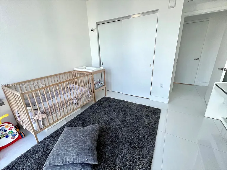 1010 Brickell Ave #4205 — Photo 39