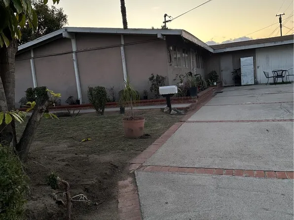 11731 Stanton Ave, Stanton, CA 90680