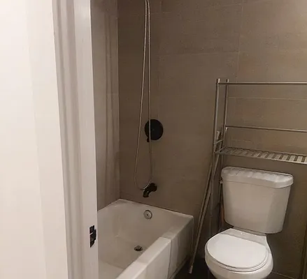 Bathroom, photo 5