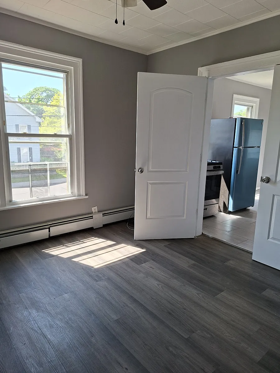 Building Photo - 281 Hanover St #3