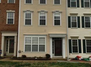 43510 Hyland Hills St, Chantilly, VA 20152