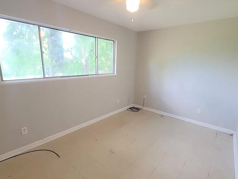 3406 Black Lake Cir — Photo 18