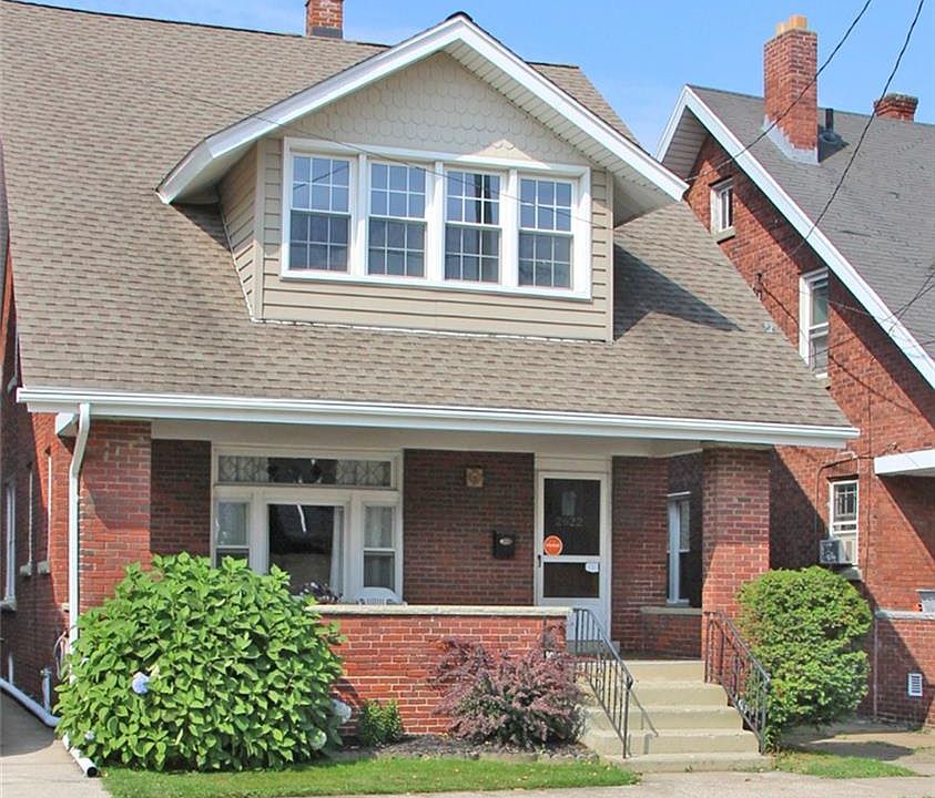 1st image of 2622 Plum St