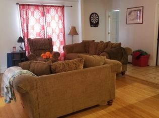 207 W Eureka St, Champaign, IL