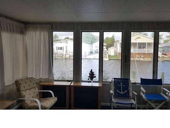 4th image of 35531 Sussex Ln