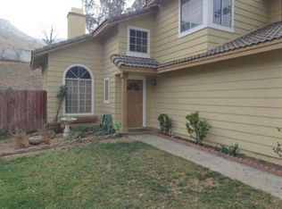 14909 Weeping Willow Ln, Fontana, CA 92337
