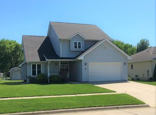 417 Plum St, Solon, IA 52333