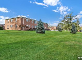 37 Knox Ter APT 2B, Wayne, NJ 07470