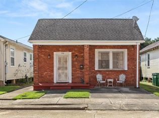 532 8th St, Gretna, LA 70053