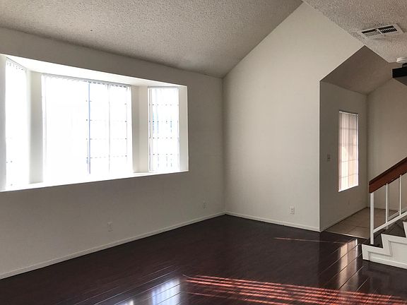 4th image of 120 N Atlantic Blvd APT F