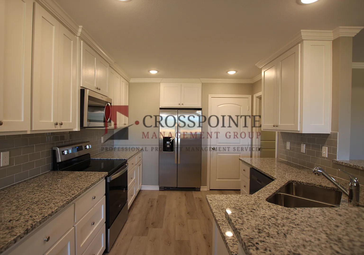 Beautiful 3 Bedroom 2 Bathroom Townhouse in South Tyler! — Photo 1