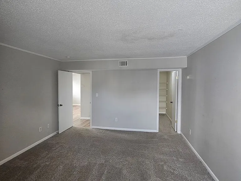 526 Glenn Regis Way — Photo 30