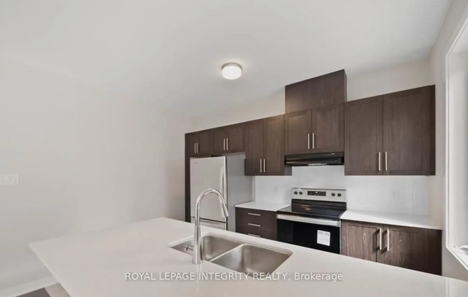 4 bed, $2,695 — Photo 3