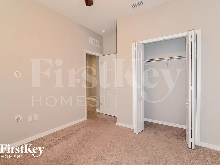 954 Glazebrook Loop — Photo 12