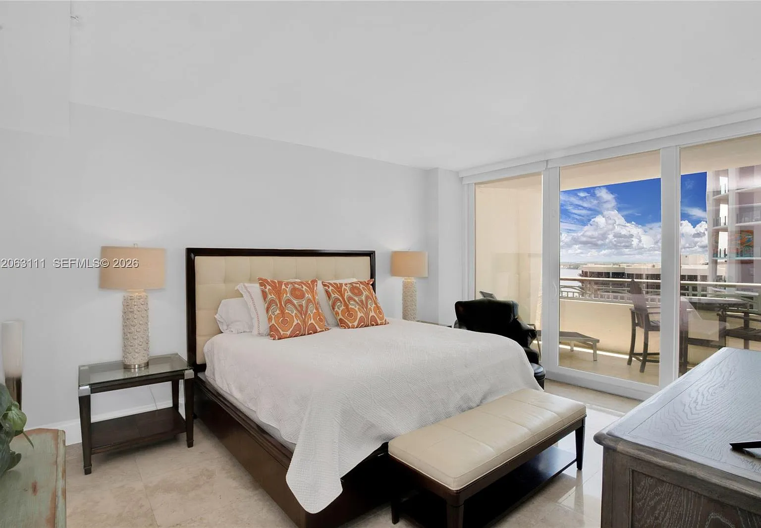 The Tower Residences Cond — Photo 4