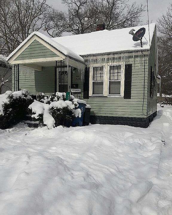 1st image of 114 E Maplewood Ave