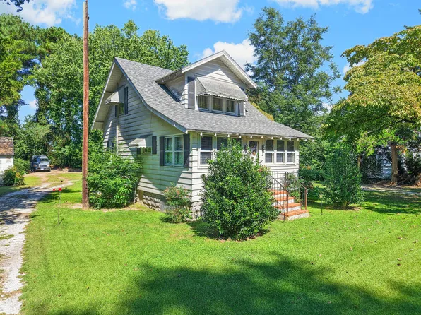16472 Metompkin Rd, Bloxom, VA 23308