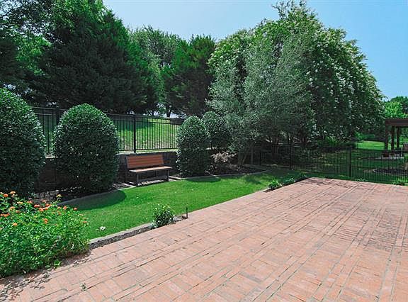 5th image of 428 Black Diamond Ct