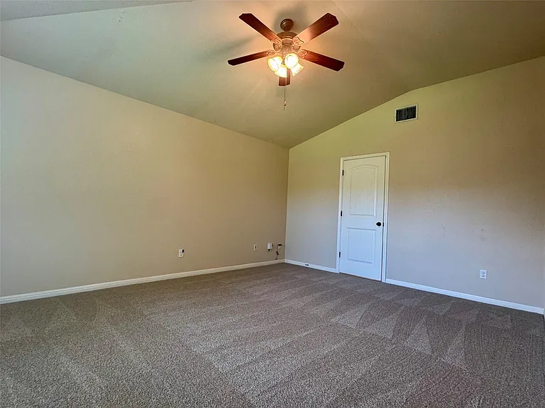 2112 Craig Patrick Way — Photo 15