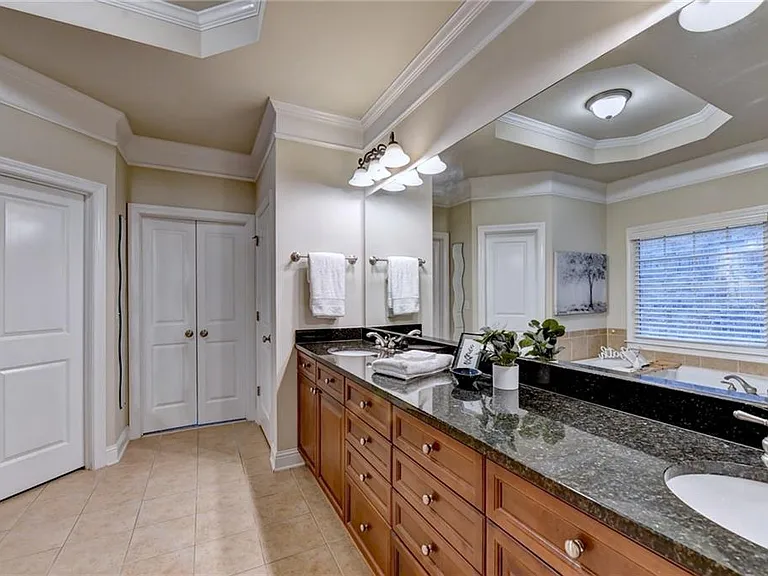 9848 Talisman Dr — Photo 52