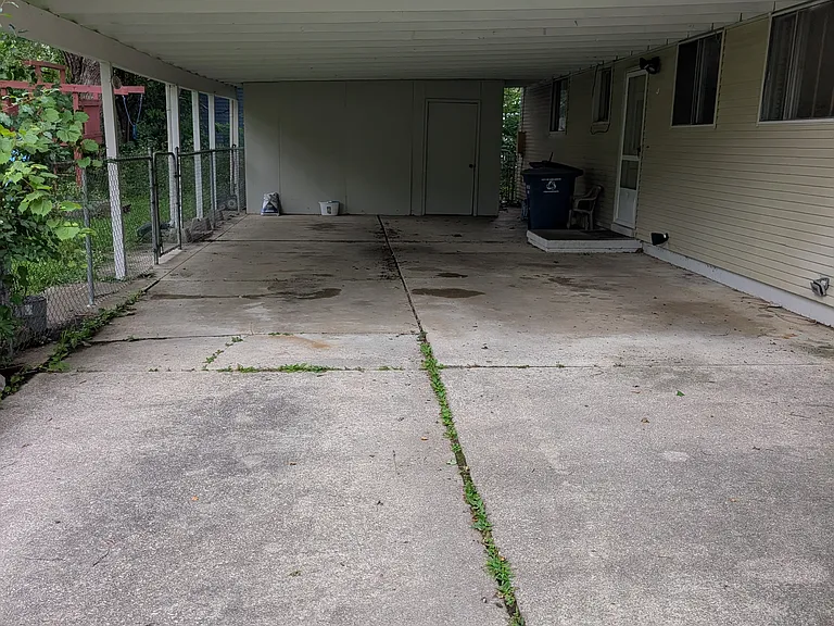 2734 Hampshire Rd — Photo 33