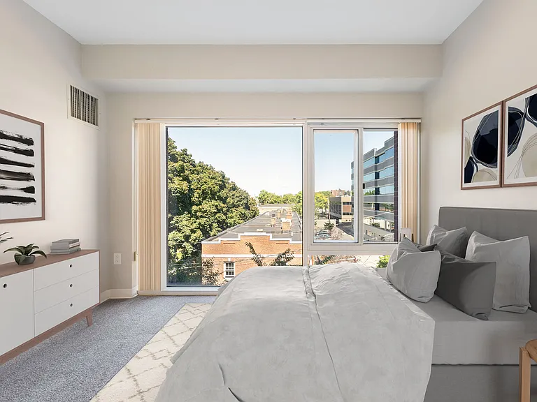 Residences at Manchester Place — Photo 3
