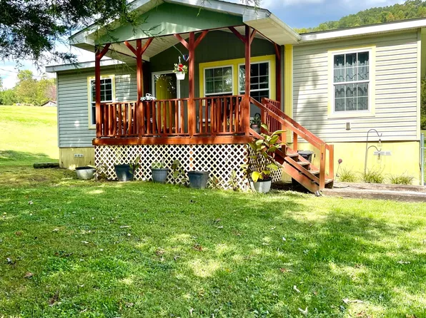 466 Old Wooldridge Pike, Jellico, TN 37762