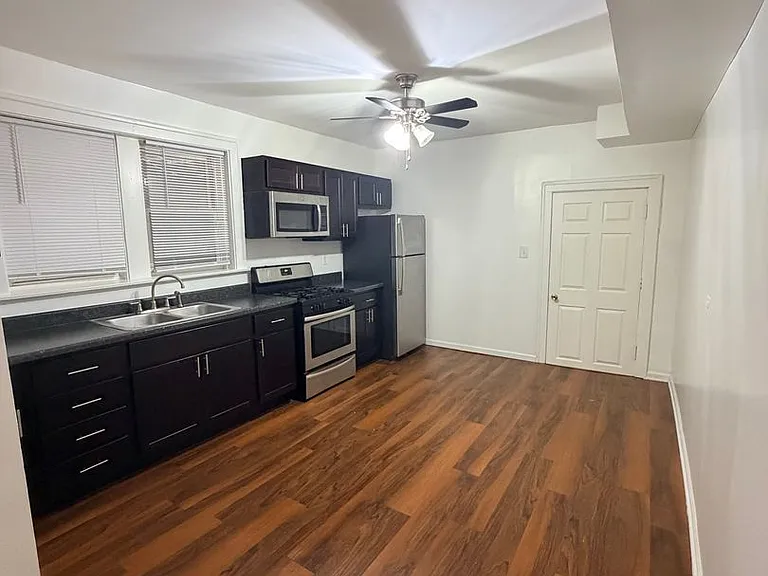 1748 N Keystone Ave — Photo 27