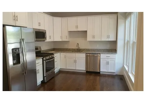 2042-2044 Beacon St #3 Photo 1