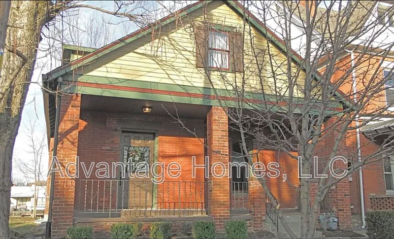1st image of 502 Olive St