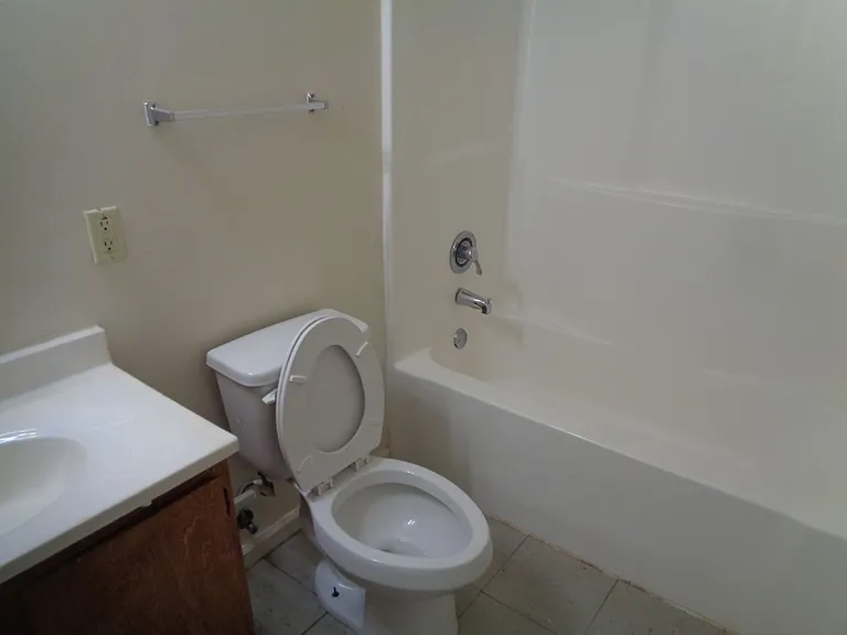1475 Hadorn Rd — Photo 11
