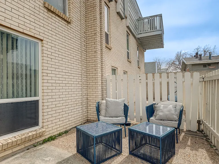 Villas on 76th — Photo 31