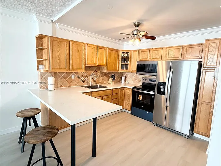 3725 S Ocean Dr #521 — Photo 6