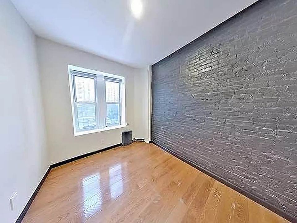 1st image of 85 Pitt St #11B